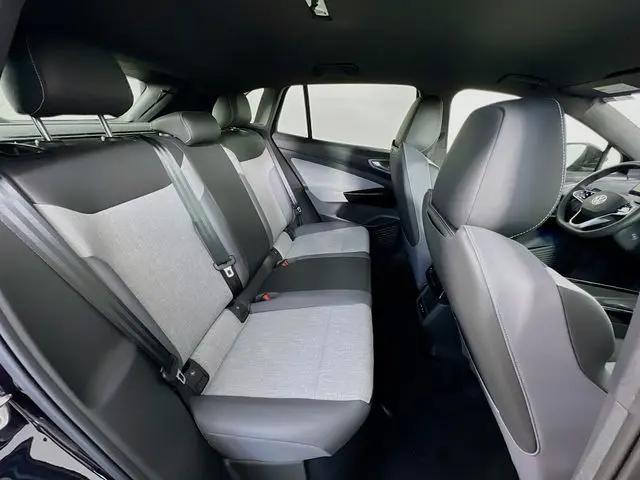 2025 Volkswagen ID.4 AWD Pro
