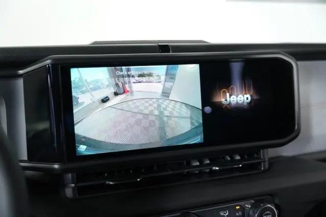 2025 Jeep Wrangler 4-Door Summit 4x4