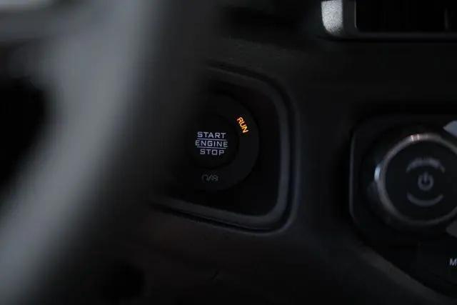 2025 Jeep Wrangler 4-Door Summit 4x4