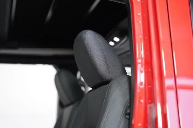 2025 Jeep Wrangler 4-Door Summit 4x4