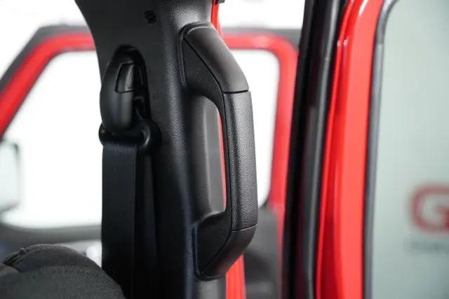 2025 Jeep Wrangler 4-Door Summit 4x4