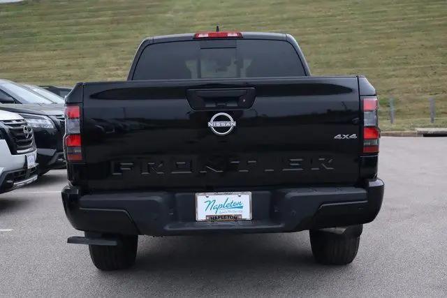 2026 Nissan Frontier Crew Cab Long Bed SV 4x4