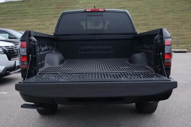 2026 Nissan Frontier Crew Cab Long Bed SV 4x4