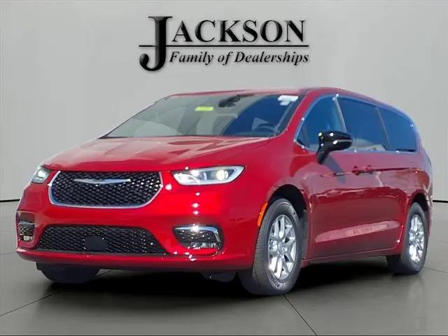 2026 Chrysler Pacifica Select for sale in Sullivan, IL