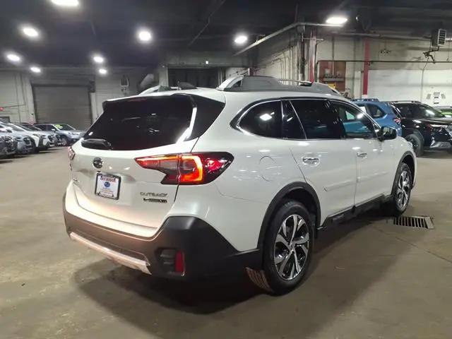 2022 Subaru Outback Touring XT