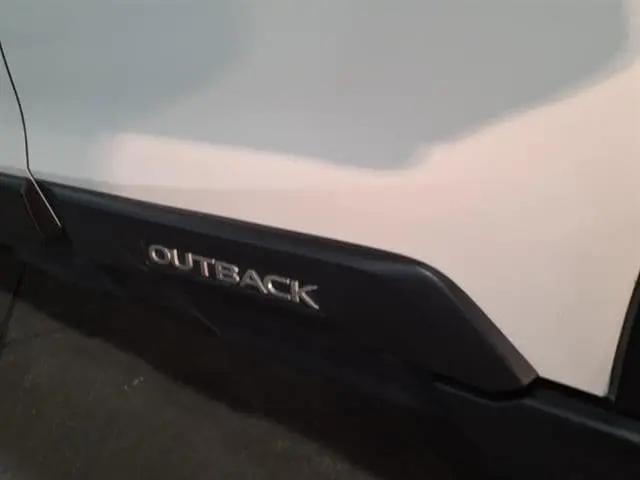 2022 Subaru Outback Touring XT