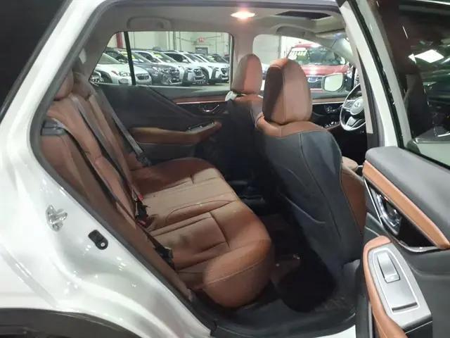 2022 Subaru Outback Touring XT