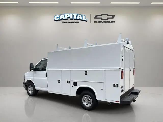 2025 Chevrolet Express Cutaway Work Van