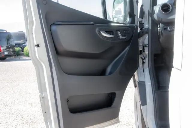 2026 Mercedes-Benz Sprinter 2500 Standard Roof 4-Cyl Diesel HO