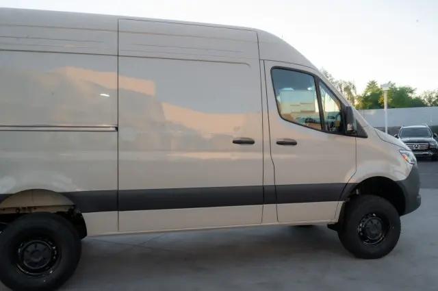 2026 Mercedes-Benz Sprinter 2500 Standard Roof 4-Cyl Diesel HO