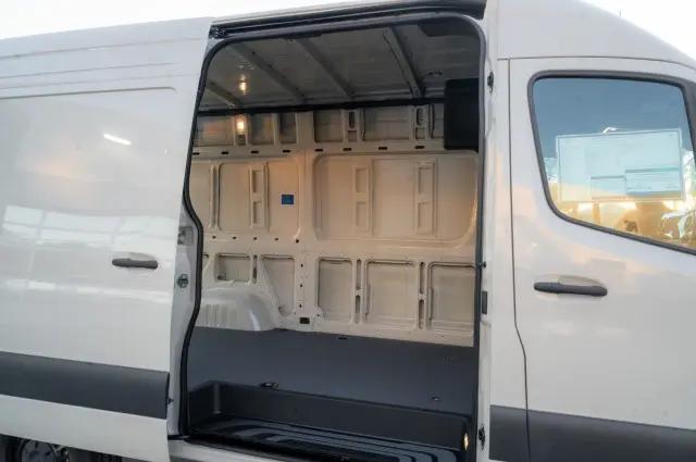 2026 Mercedes-Benz Sprinter 2500 Standard Roof 4-Cyl Diesel HO
