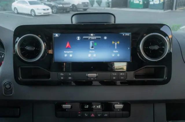 2026 Mercedes-Benz Sprinter 2500 Standard Roof 4-Cyl Diesel HO
