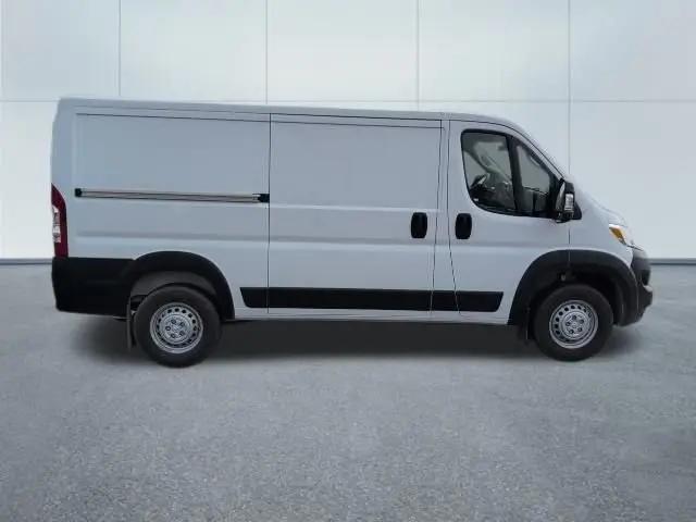 2025 Ram ProMaster 2500 Cargo Van Tradesman Low Roof 136" WB w/Pass Seat