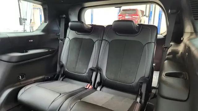 2025 Jeep Grand Cherokee L Altitude X 4x4