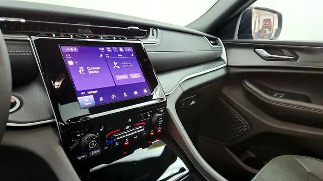 2025 Jeep Grand Cherokee L Altitude X 4x4