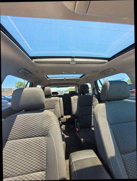 2017 GMC Acadia SLE-2