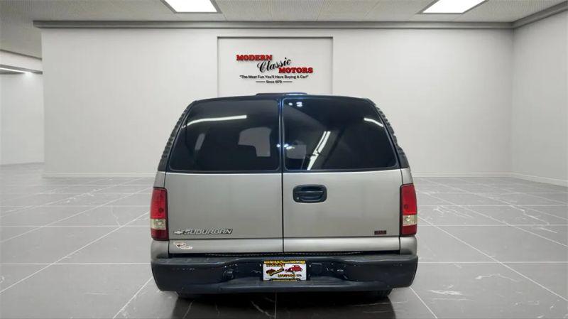 2002 Chevrolet Suburban LS