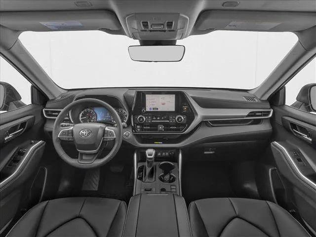 2025 Toyota Highlander XLE