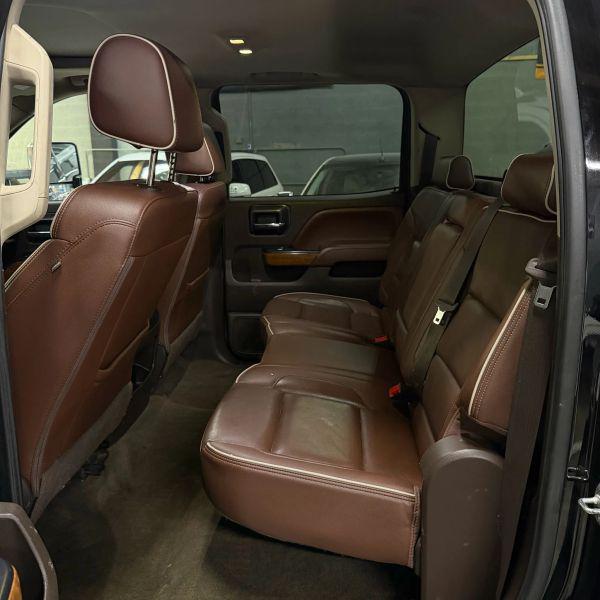 2016 Chevrolet Silverado 3500HD High Country