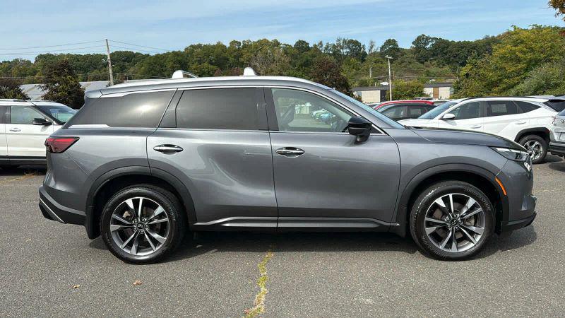 2023 INFINITI QX60 LUXE AWD