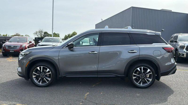 2023 INFINITI QX60 LUXE AWD