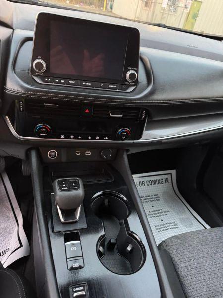 2021 Nissan Rogue SV FWD