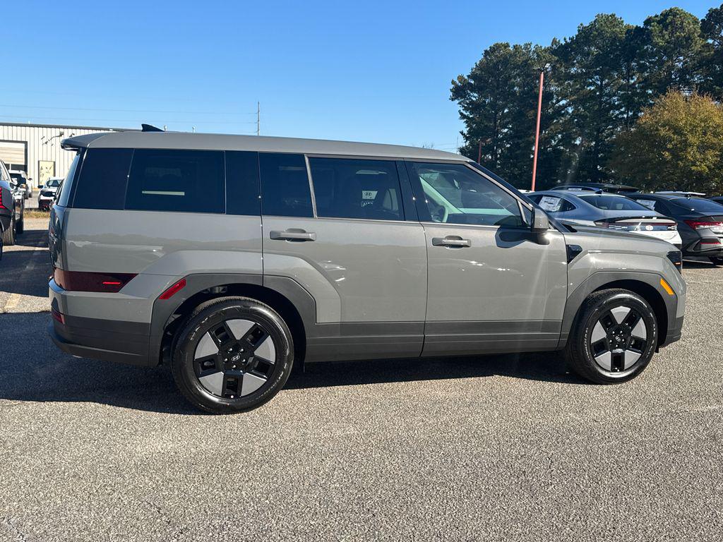 2026 Hyundai Santa Fe SE photo 4