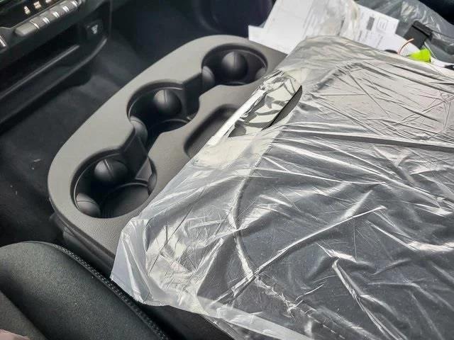 2026 Ram 2500 Black Express Crew Cab 4x4 8" Box