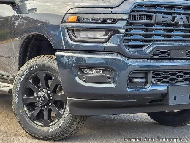 2026 RAM Ram 2500 RAM 2500 BLACK EXPRESS CREW CAB 4X4 8 BOX