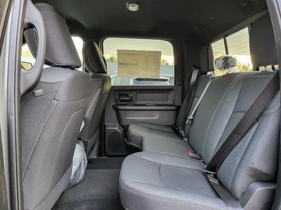 2026 Ram 2500 Black Express Crew Cab 4x4 8" Box