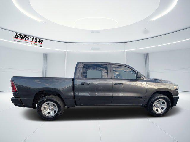 2026 RAM Ram 1500 RAM 1500 TRADESMAN CREW CAB 4X2 57 BOX