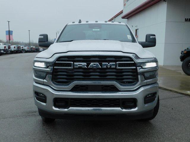 2026 RAM Ram 3500 Chassis Cab RAM 3500 BIG HORN CREW CAB CHASSIS 4X4 60 CA 2026 RAM Ram 3500 Chassis Cab RAM 3500 BIG HORN CREW CAB CHASSIS 4X4 60 CA