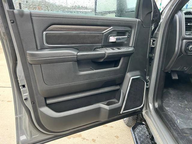 2026 Ram 2500 Laramie Crew Cab 4x4 6'4" Box