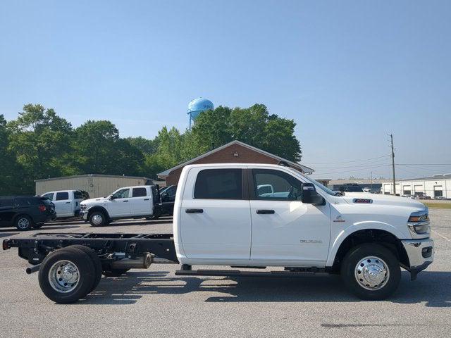 2026 RAM Ram 3500 Chassis Cab RAM 3500 BIG HORN CREW CAB CHASSIS 4X4 60 CA 2026 RAM Ram 3500 Chassis Cab RAM 3500 BIG HORN CREW CAB CHASSIS 4X4 60 CA