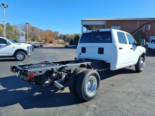 2026 RAM Ram 3500 Chassis Cab RAM 3500 TRADESMAN CREW CAB CHASSIS 4X4 60 CA