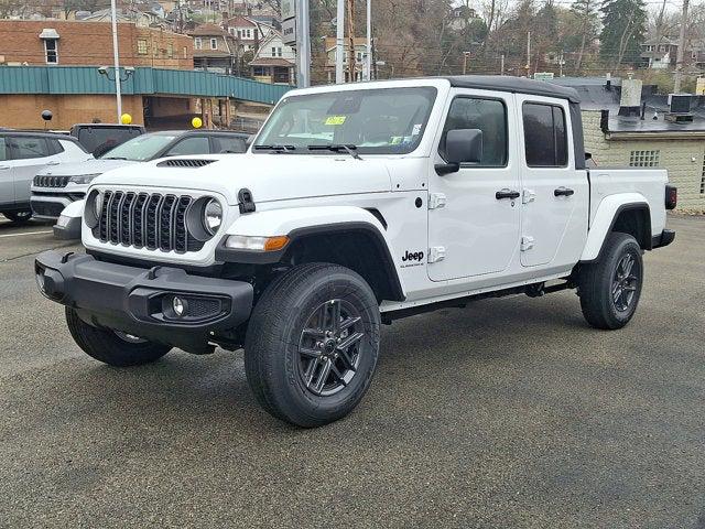 2026 Jeep Gladiator GLADIATOR SPORT S 4X4 2026 Jeep Gladiator GLADIATOR SPORT S 4X4
