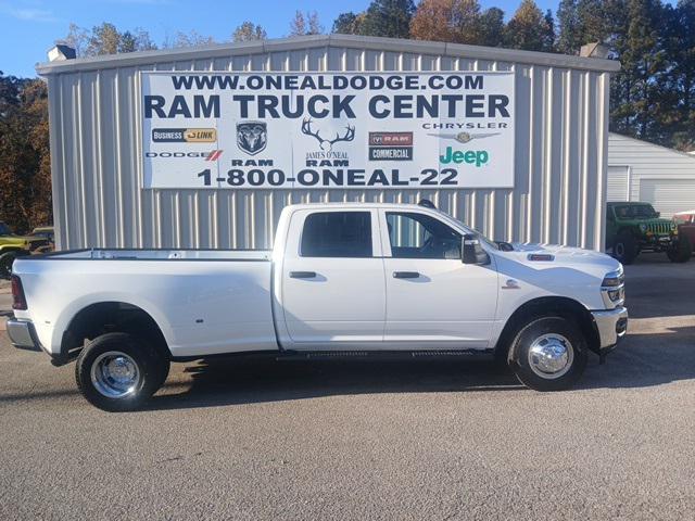 2026 RAM Ram 3500 RAM 3500 TRADESMAN CREW CAB 4X4 8 BOX 2026 RAM Ram 3500 RAM 3500 TRADESMAN CREW CAB 4X4 8 BOX