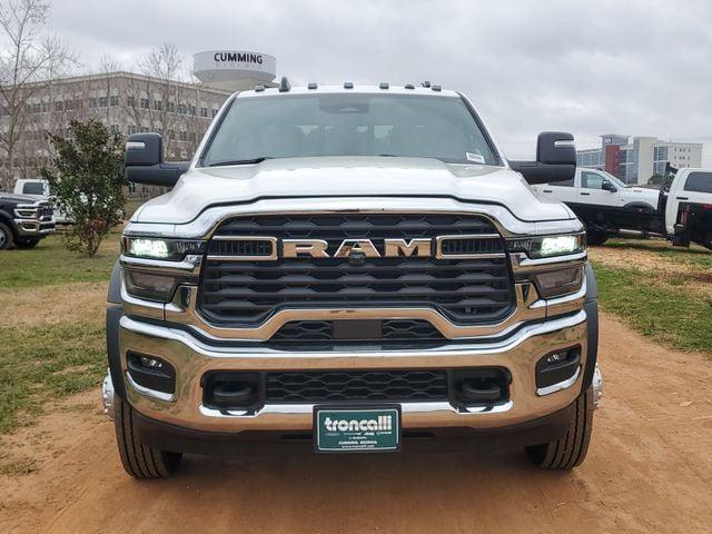 2026 RAM 5500 Chassis RAM 5500 TRADESMAN CHASSIS CREW CAB 4X2 60 CA