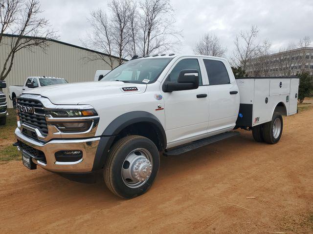 2026 RAM 5500 Chassis RAM 5500 TRADESMAN CHASSIS CREW CAB 4X2 60 CA
