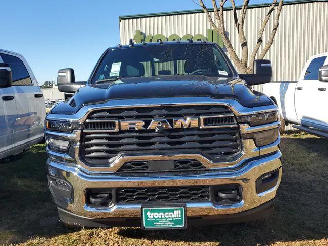 2026 RAM Ram 3500 Chassis Cab RAM 3500 BIG HORN CREW CAB CHASSIS 4X4 60 CA