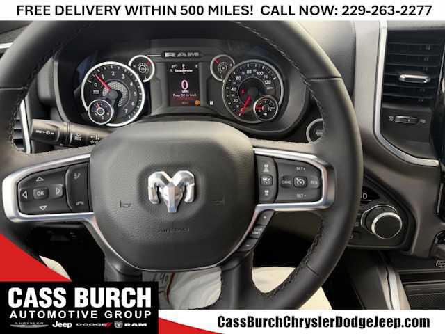 2026 Ram 1500 Big Horn Crew Cab 4x4 5'7" Box