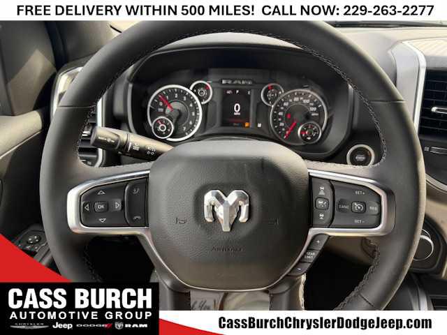 2026 Ram 1500 Big Horn Crew Cab 4x4 5'7" Box