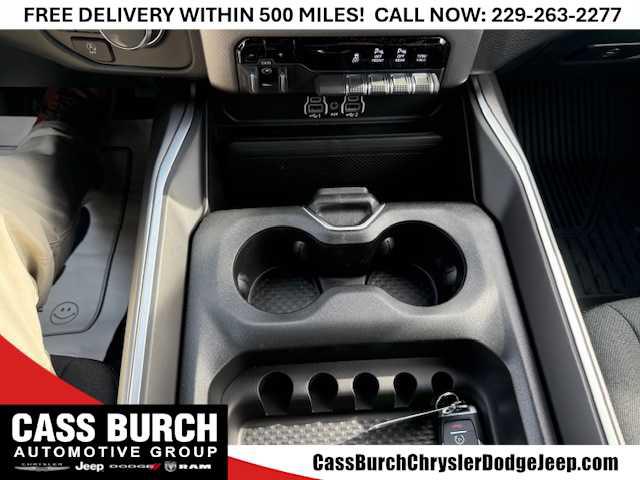 2026 Ram 1500 Big Horn Crew Cab 4x4 5'7" Box
