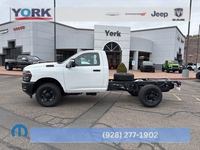 2026 RAM Ram 3500 Chassis Cab RAM 3500 TRADESMAN CHASSIS REGULAR CAB 4X4 60 CA