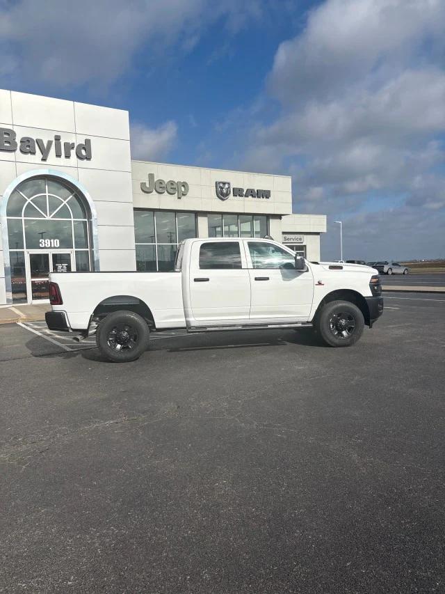 2026 RAM Ram 3500 RAM 3500 TRADESMAN CREW CAB 4X4 64 BOX