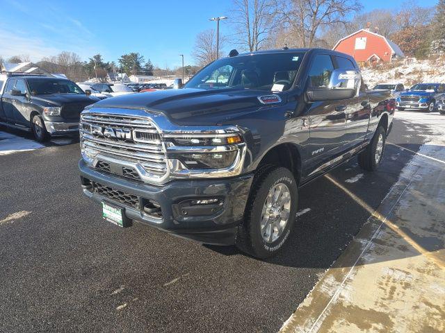 2026 RAM Ram 3500 RAM 3500 LARAMIE CREW CAB 4X4 64 BOX
