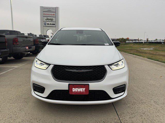 2026 Chrysler Pacifica PACIFICA SELECT AWD 2026 Chrysler Pacifica PACIFICA SELECT AWD