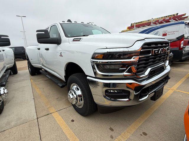 2026 RAM Ram 3500 RAM 3500 TRADESMAN CREW CAB 4X4 8 BOX 2026 RAM Ram 3500 RAM 3500 TRADESMAN CREW CAB 4X4 8 BOX