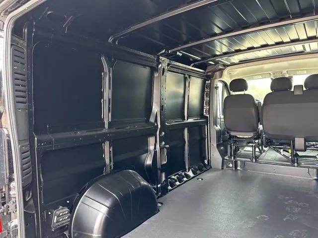 2026 Ram ProMaster Cargo Van Tradesman Low Roof 136" WB w/Pass Seat