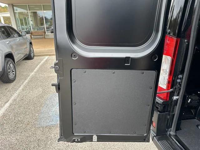 2026 Ram ProMaster Cargo Van Tradesman Low Roof 136" WB w/Pass Seat